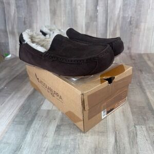 NEW Koolaburra by UGG Men's 9 Brown Tipton Slip On Slippers Comfy Suede